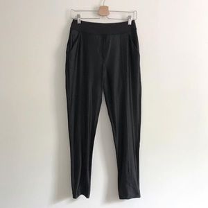 Lululemon Pleated Shine Trouser